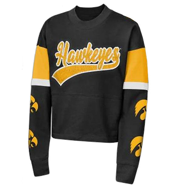 IOWA HAWKEYES GIRLS FORMATION CREW