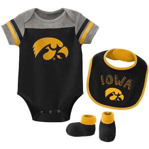 Iowa Hawkeyes Infant Tackle Creeper Set